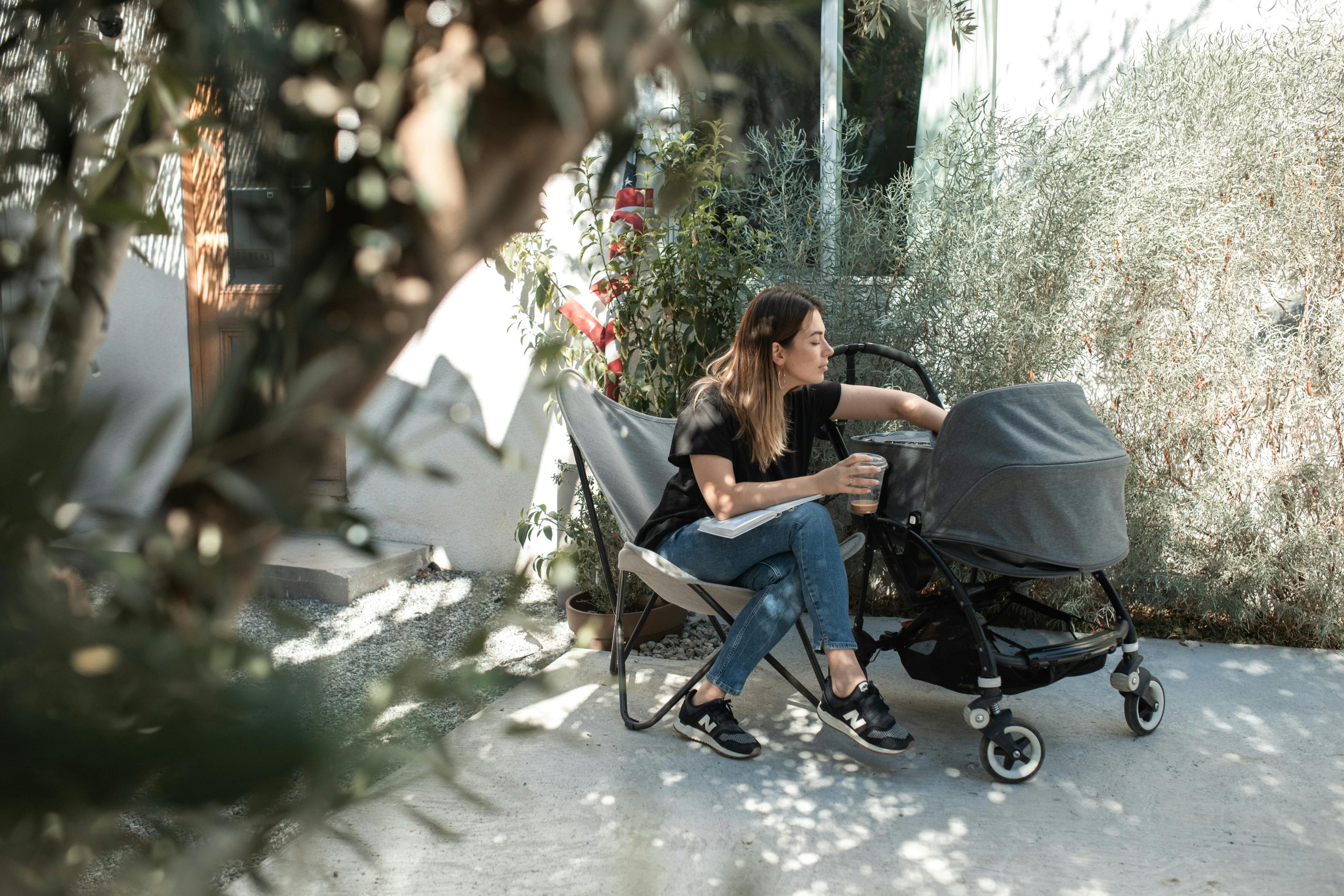 Hot Baby Summer Is Here: Summer Survival Guide for Parents (and Their Tiny Bosses) 